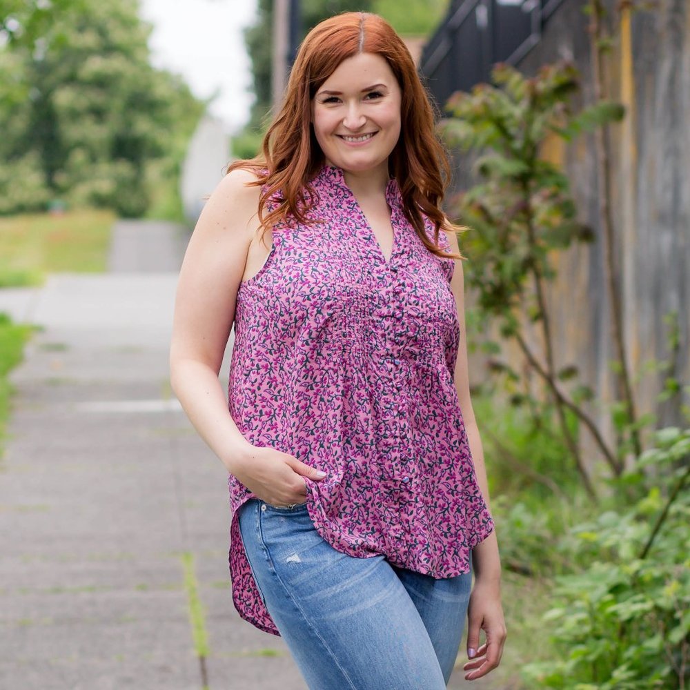 Anthropologie Maeve Petunia Pintucked Tank in Pink Size M